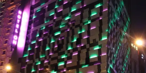 昂酒店