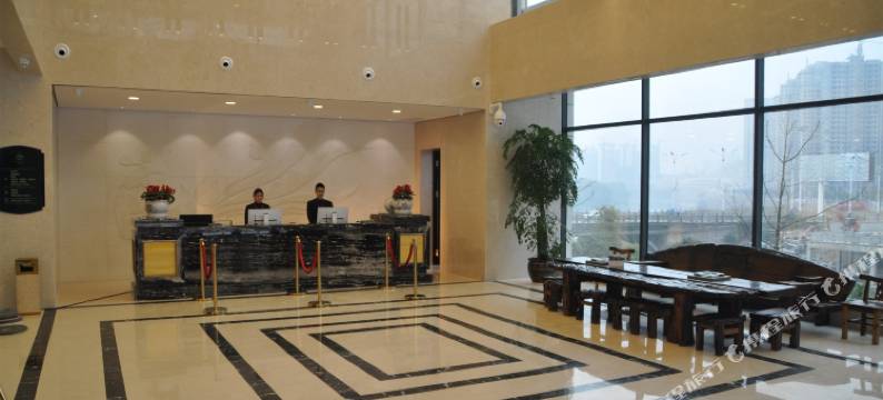 来凤庆凤山酒店图片