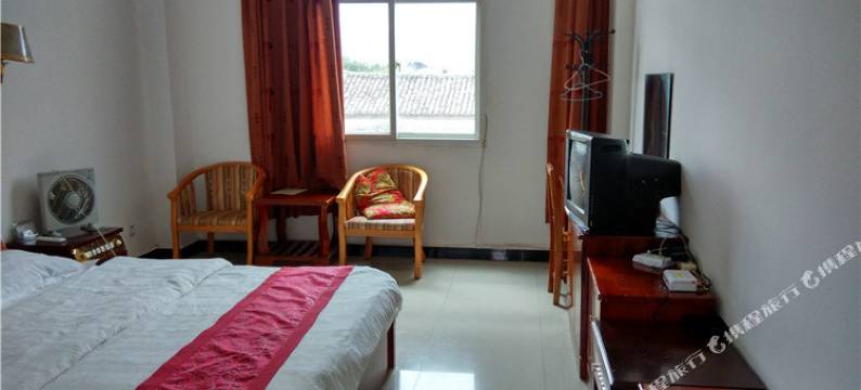 陇川万宏宾馆图片