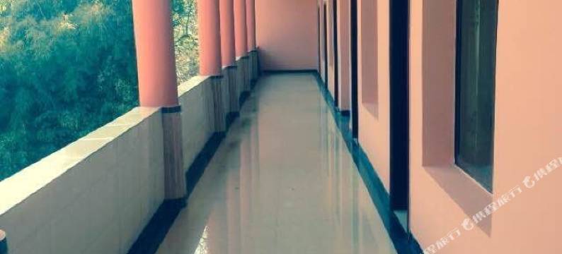 泸沽湖小草海海口客栈图片