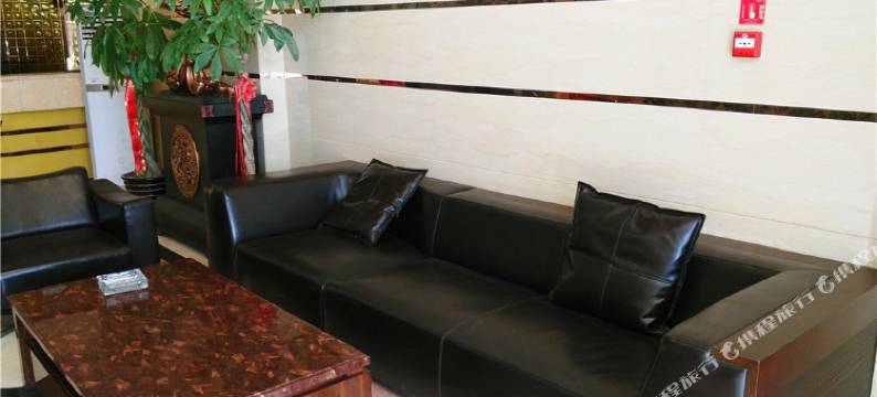 和静盛晖酒店图片