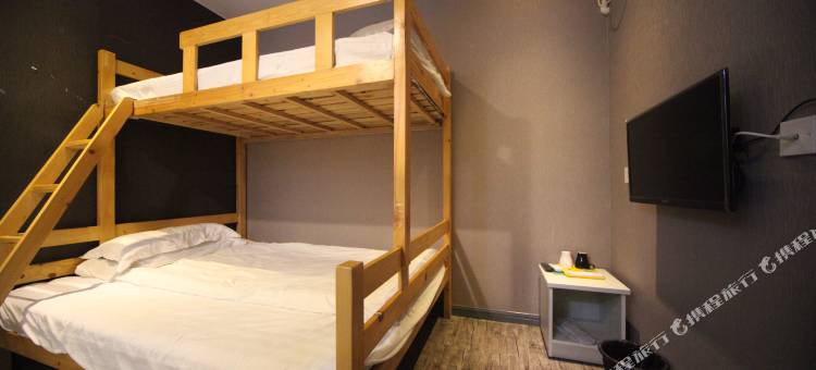 蓝山国际青年旅舍(上海虹桥店)图片