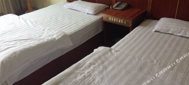 富宁蓉池宾馆图片