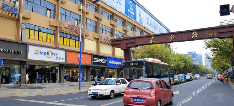 成都电子科大家庭公寓图片