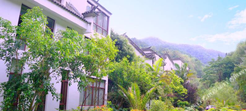 腾冲热海温泉度假酒店·美女池图片