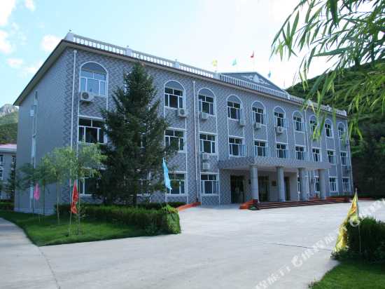 huanglong shanzhuang training center