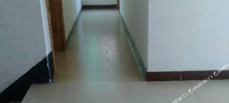 广南大榕树下民宿图片