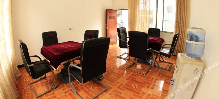 峨眉山怡情山水酒家图片