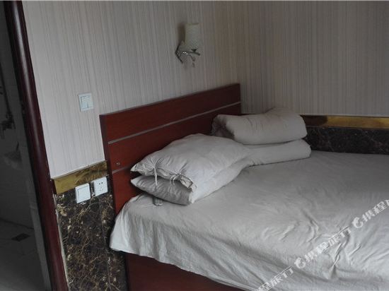 乌苏热合木商店购物攻略,热合木商店物中心\/地