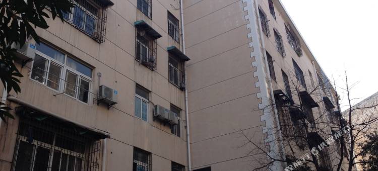 温馨住宿(武汉江夏大学城店)图片