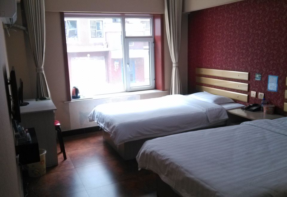  Hotel Overview