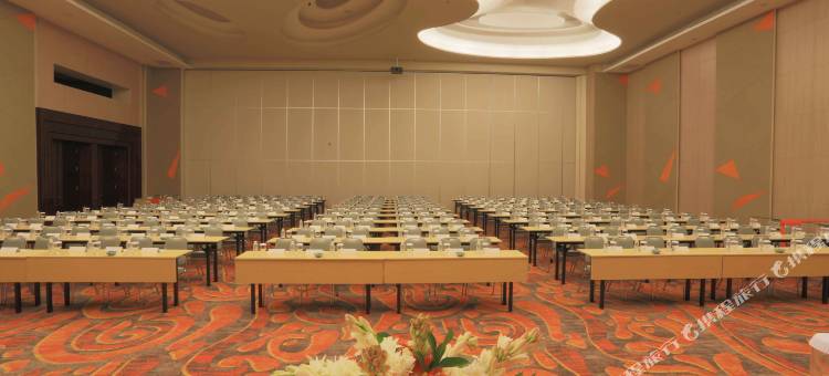 万隆茨安布雷伊特哈里斯酒店及会议中心(Harris Hotel & Conventions Ciumbuleuit - Bandung)图片