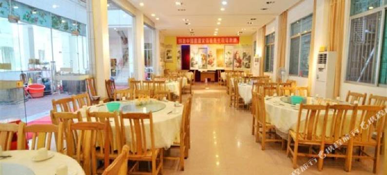 丹霞山润兴酒店图片