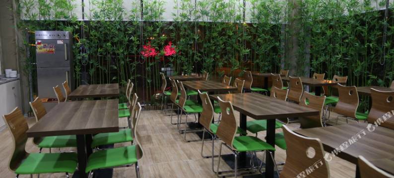 广州德利莱斯主题酒店图片