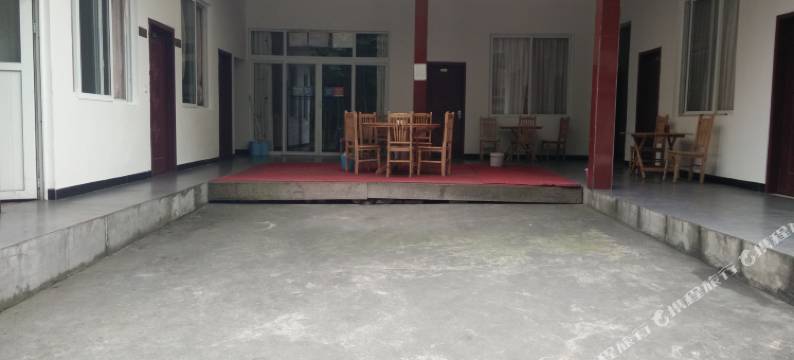 西岭雪山来凤园农家乐图片