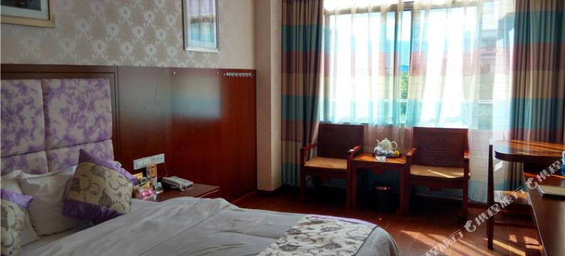 瑞丽川滙源温泉酒店图片