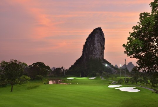 Guilin Landscape Golf Resort Over view