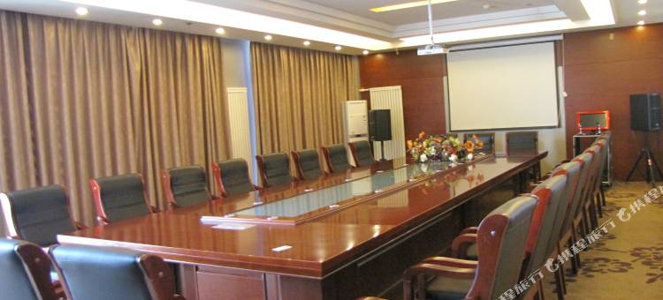 巴林左旗朱家酒店(富河店)图片