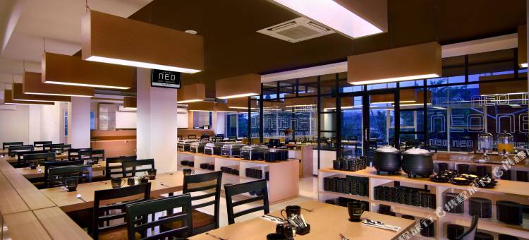 新邦利马三宝珑尼欧康迪酒店 - 阿斯顿酒店(Hotel Neo Candi Simpang Lima - Semarang by Aston)图片