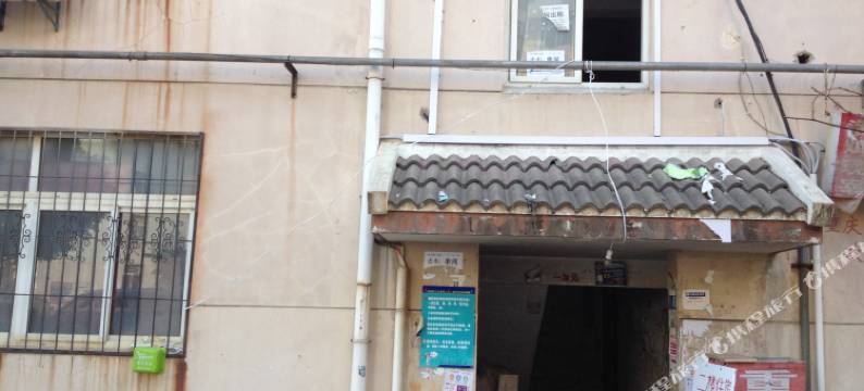 广源住宿(关东街汤逊湖社区店)图片