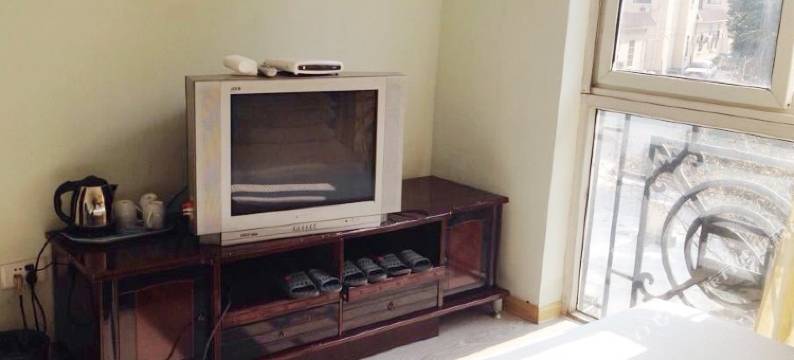 上海路人旅馆(青浦新城地铁站店)图片