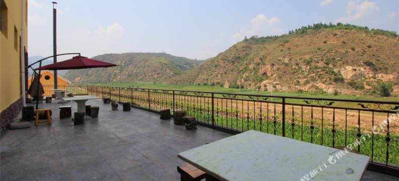 交城牧马人客栈图片