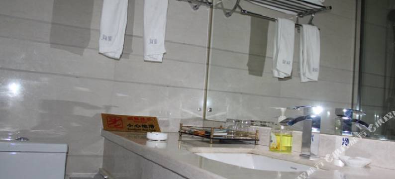 泸西福鼎大酒店(阿庐古洞店)图片