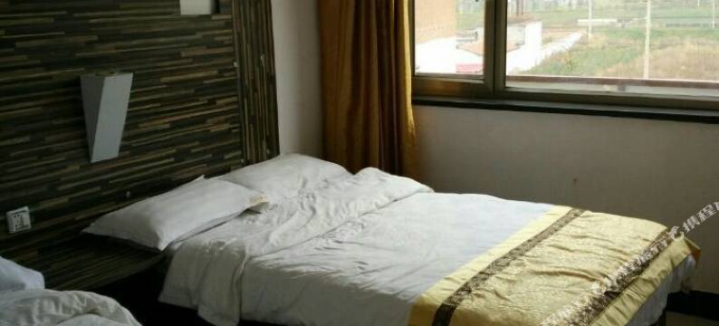 宁武宏盛大酒店图片