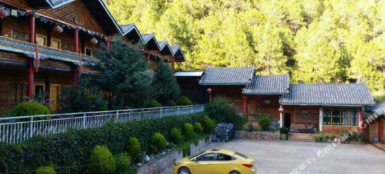 泸沽湖土司山庄图片