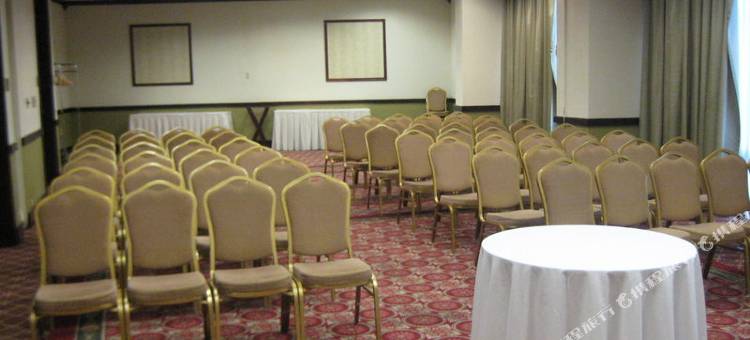 Clarion Hotel & Suites Mount Laurel图片
