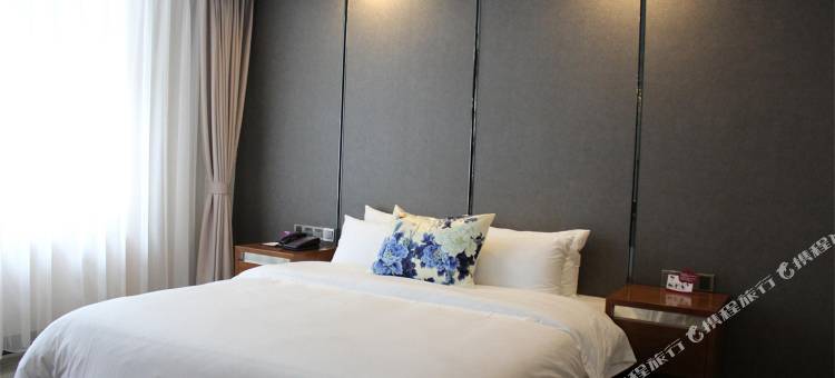 东方誉采酒店(佛山陶瓷总部基地湖涌地铁站店)图片