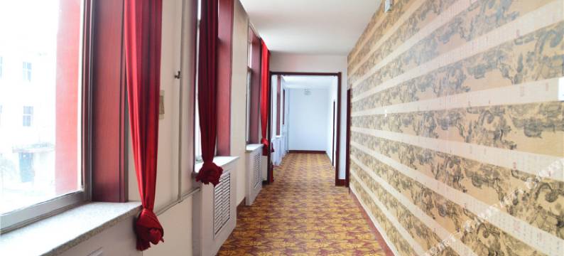 鑫源红快捷酒店(榆社火车站店)图片