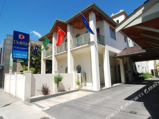 不倫瑞克塔酒店