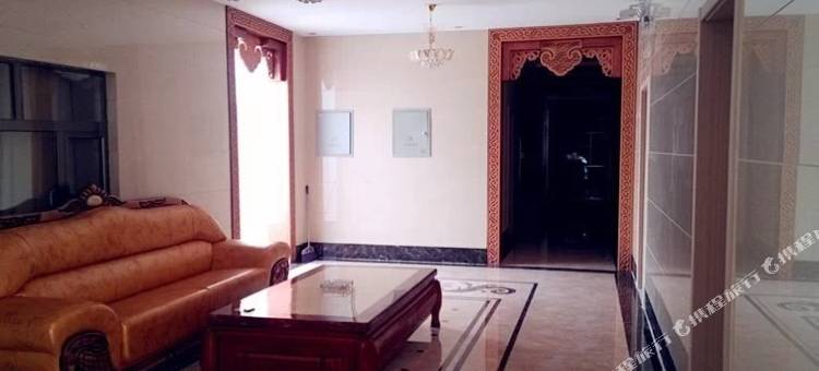 Q加·额济纳旗金色胡杨人家宾馆图片