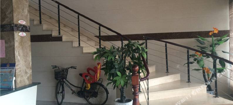 杭州霞华酒店图片