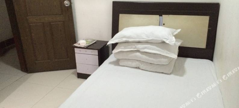 武汉静宁招待所(青年路地铁站店)图片