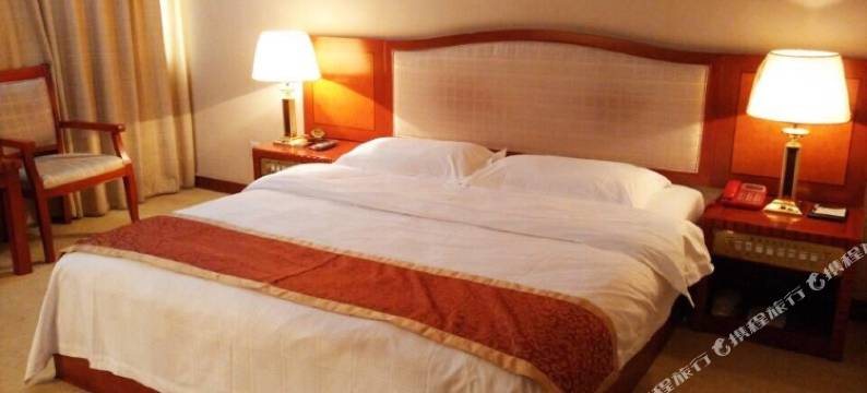 武定红云大酒店图片