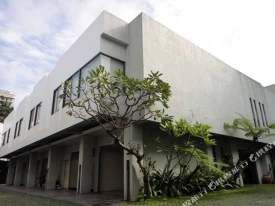 台中湖水岸精品旅館