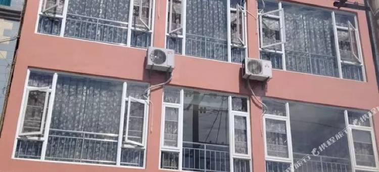 澄江辰峰假日酒店图片