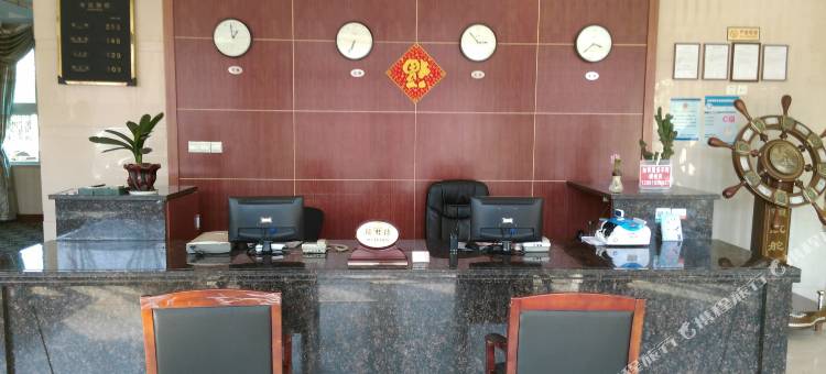 轻住·欣银酒店(栎社机场石碶地铁站店)图片