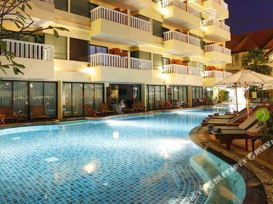 普吉島芭東巴爾米拉度假酒店