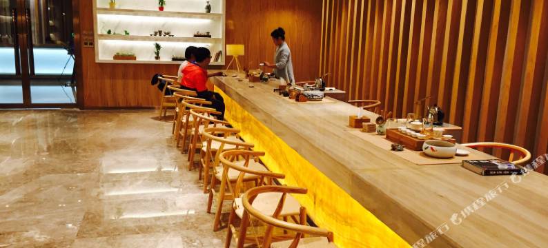 翔龙茶文化酒店(汉中高铁站万邦旗舰店)图片