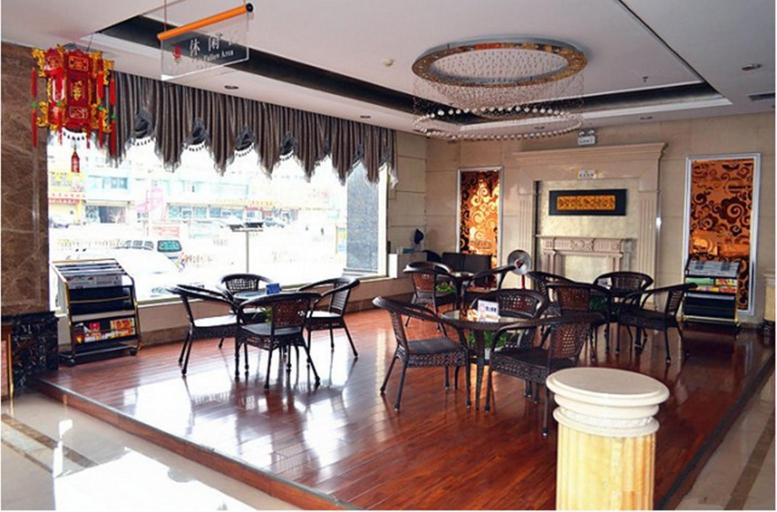 Hui Tong Hotel Over view