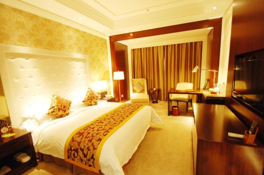 繁峙丰泽国际大酒店