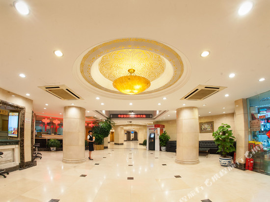华泰饭店(北京劲松潘家园地铁站店)