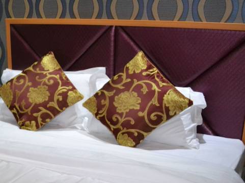 库尔勒新时尚假日酒店