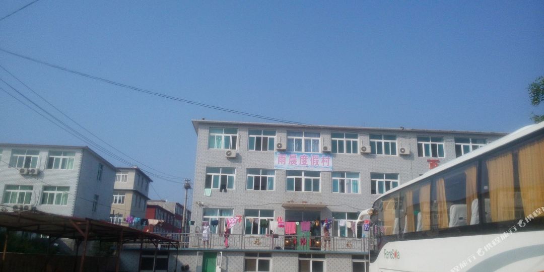 瓦房店雨晨度假村