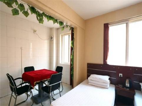 鸿达宾馆(西安席王村店)