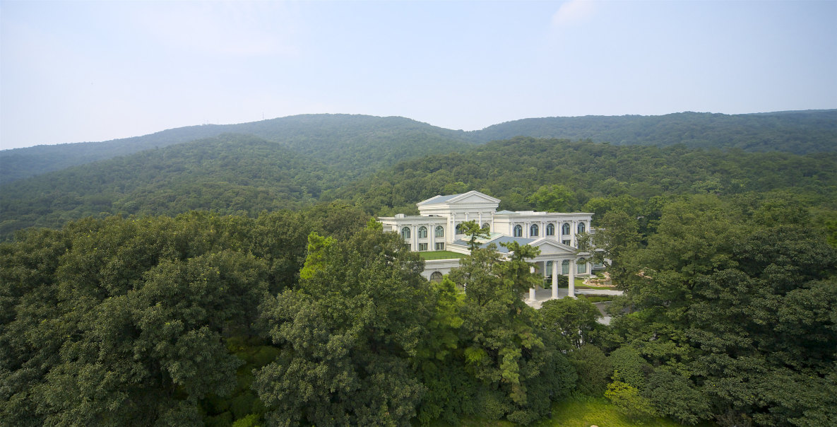南京东郊国宾馆怎么订更划算？先看套餐、早餐和入住体验