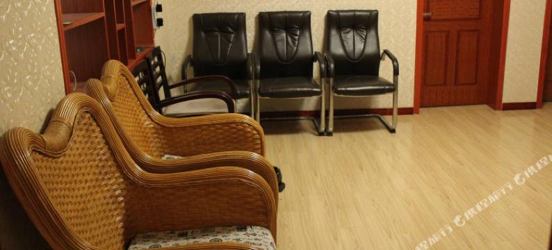 理县雍忠藏家客栈图片